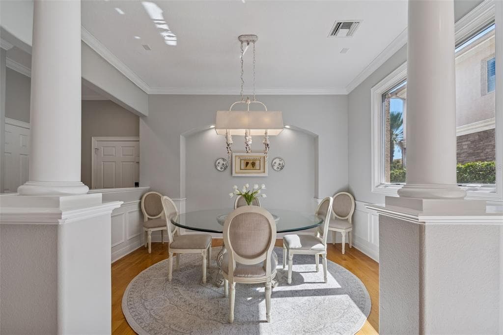 610 SAXONY BOULEVARD, ST PETERSBURG, FL, 33716 photo 5