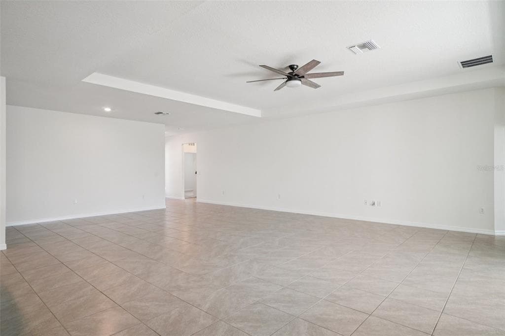 3458 AUTUMN AMBER DR, SPRING HILL, FL, 34609 photo 4