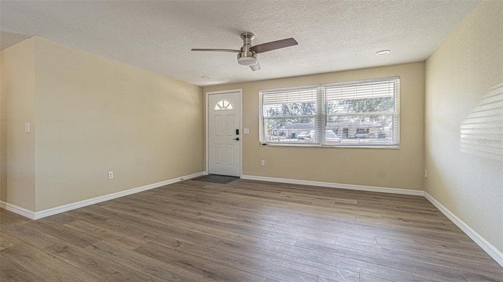 37329 HANNAH LANE, ZEPHYRHILLS, FL 33542 photo 5