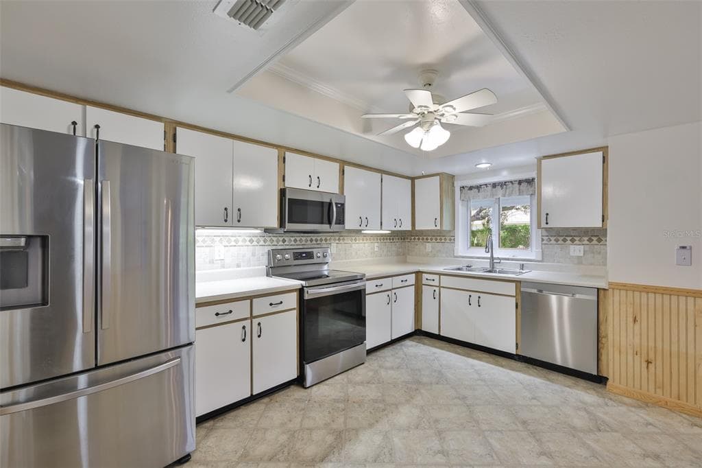 1612 LELAND DRIVE, SUN CITY CENTER, FL 33573 photo 5