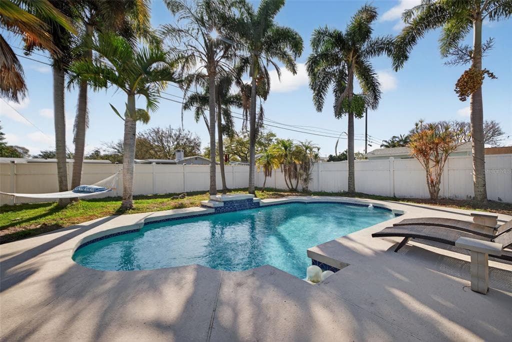 3911 21ST Street, Street PETERSBURG, FL 33714 photo 3