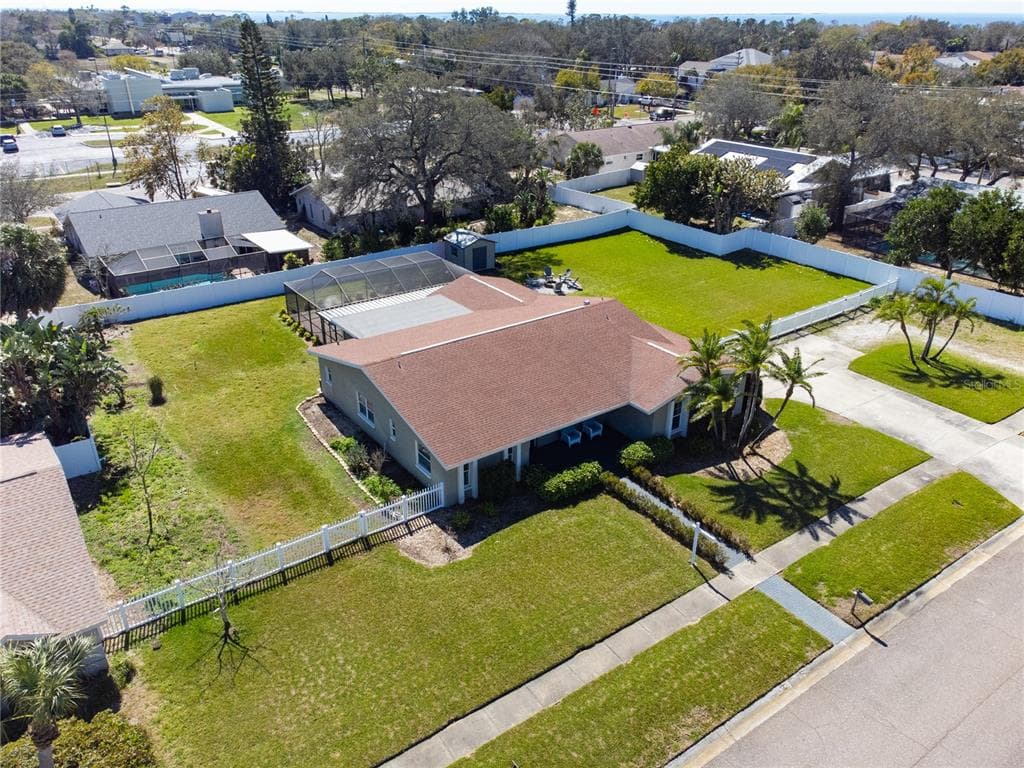 1503 TALLAHASSEE DRIVE, TARPON SPRINGS, FL 34689 photo 3