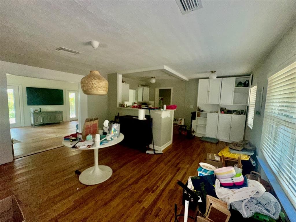 900 46TH AVENUE, Street PETERSBURG, FL 33703 photo 5