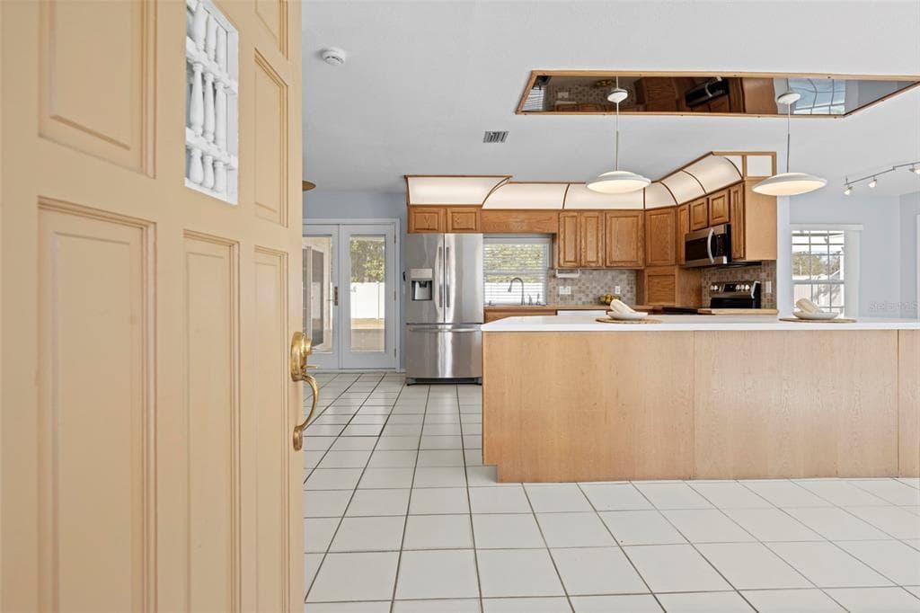 6135 ALDERWOOD Street, SPRING HILL, FL 34606 photo 3