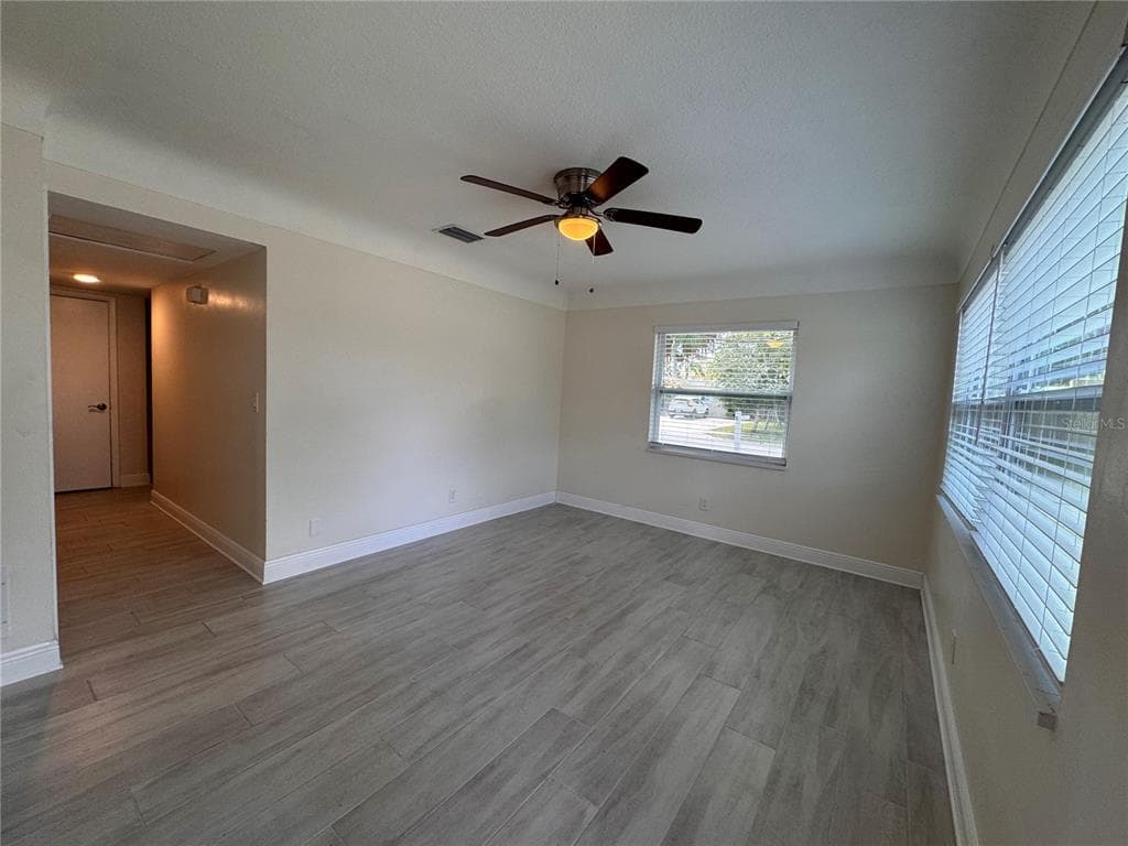 5601 62ND WAY, ST PETERSBURG, FL, 33709 photo 3