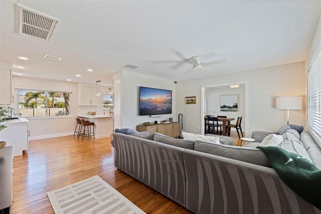 6149 9TH AVENUE, GULFPORT, FL 33707 photo 4