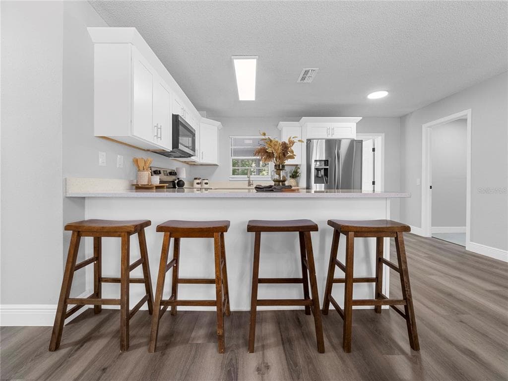 10804 53RD STREET, TEMPLE TERRACE, FL 33617 photo 4