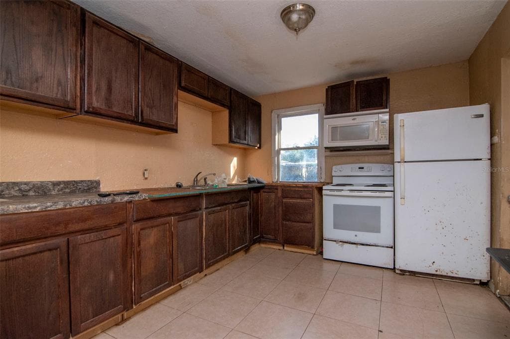 1405 CHERRY STREET, PLANT CITY, FL 33563 photo 3