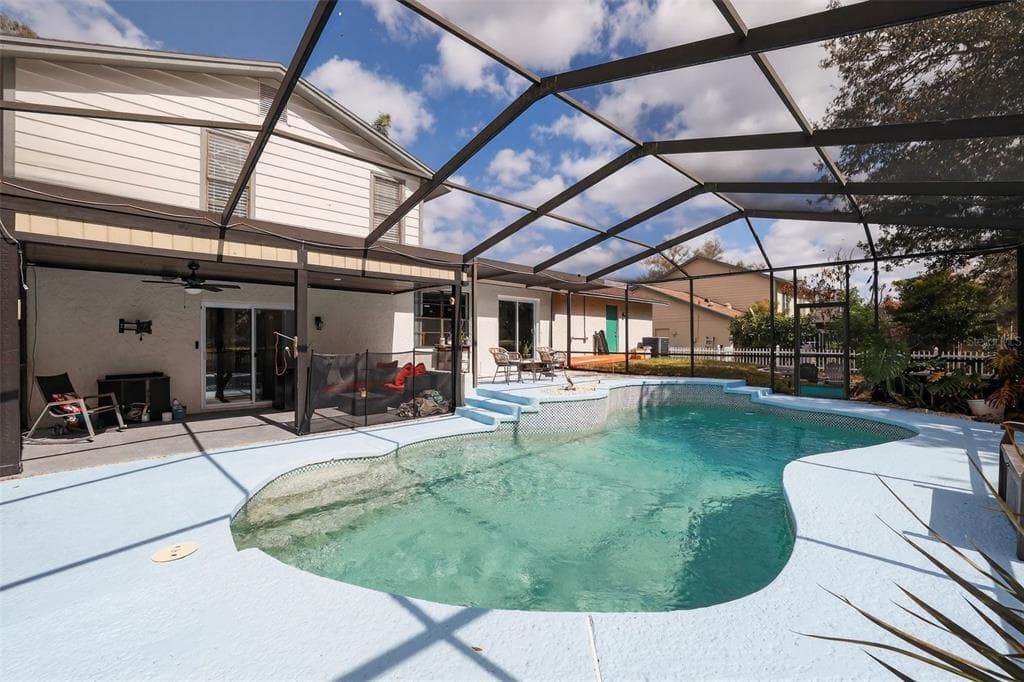 4628 CLOVERLAWN DRIVE, TAMPA, FL 33624 photo 5