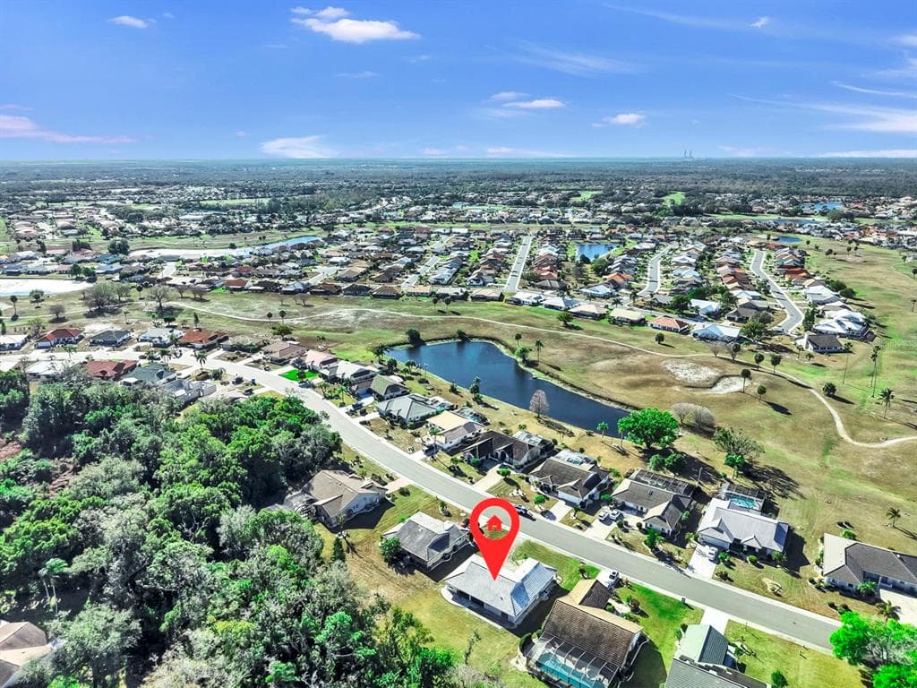 1929 NEW BEDFORD DRIVE, SUN CITY CENTER, FL 33573 photo 3