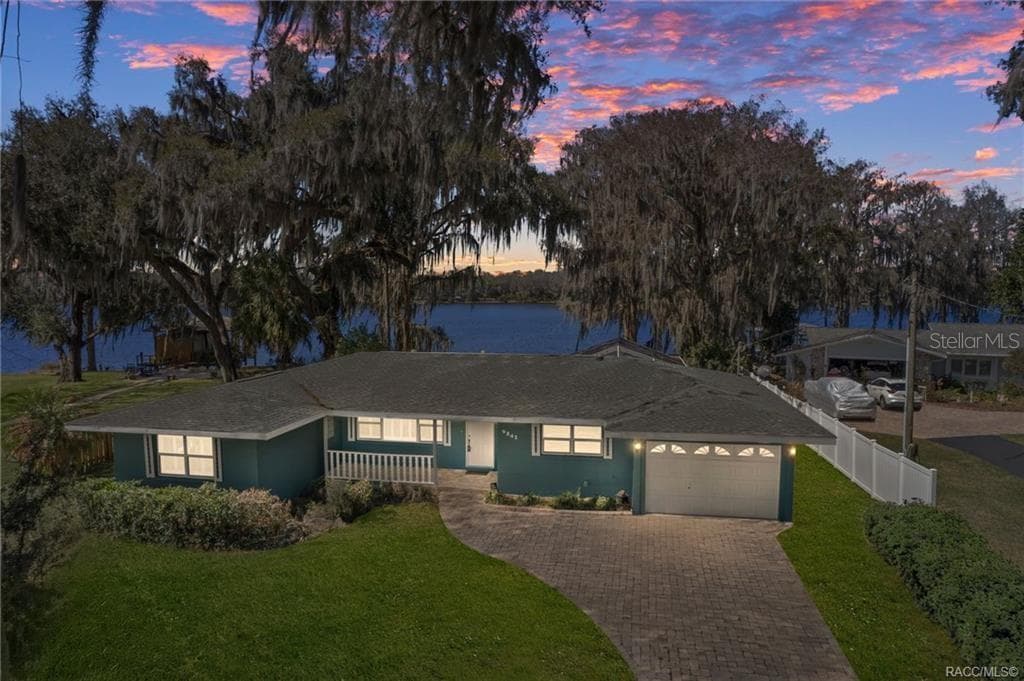 9241 KENOSHA COURT, FLORAL CITY, FL 34436 photo 2