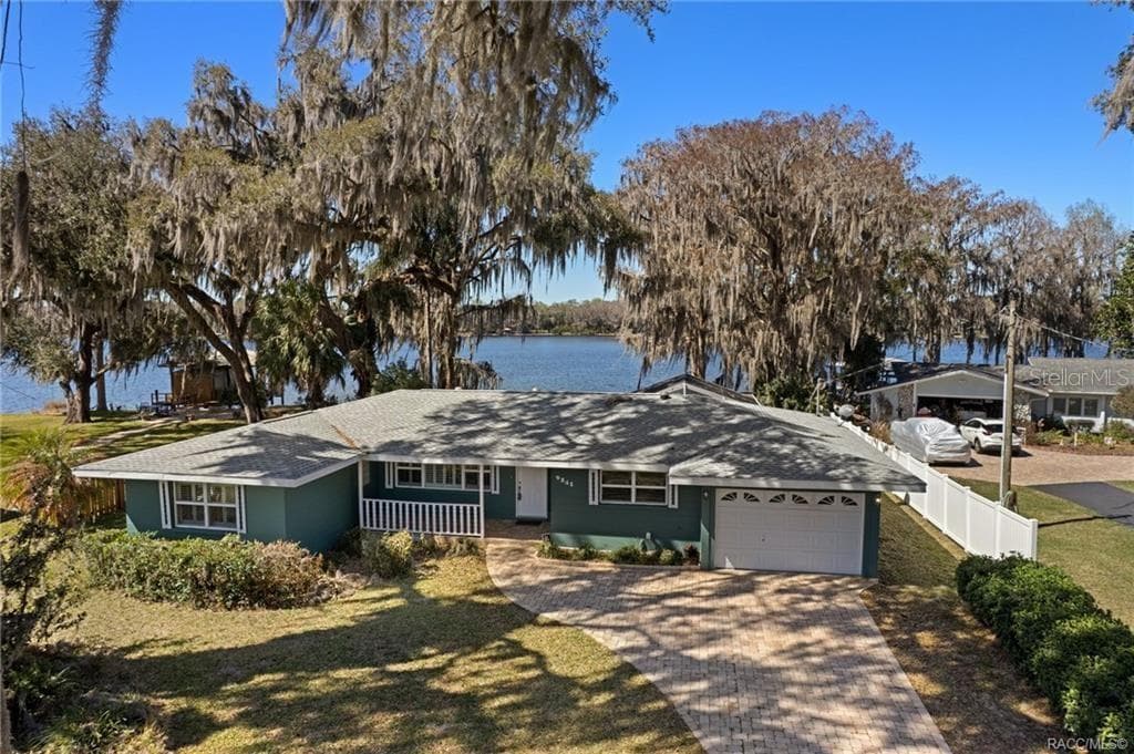 9241 KENOSHA COURT, FLORAL CITY, FL 34436