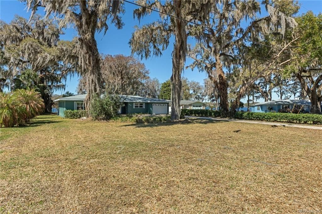 9241 KENOSHA COURT, FLORAL CITY, FL 34436 photo 4