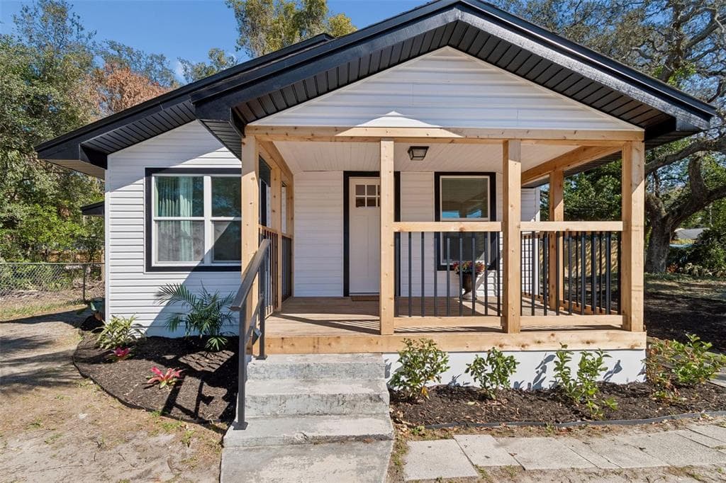 3203 31ST STREET, TAMPA, FL 33605 photo 2