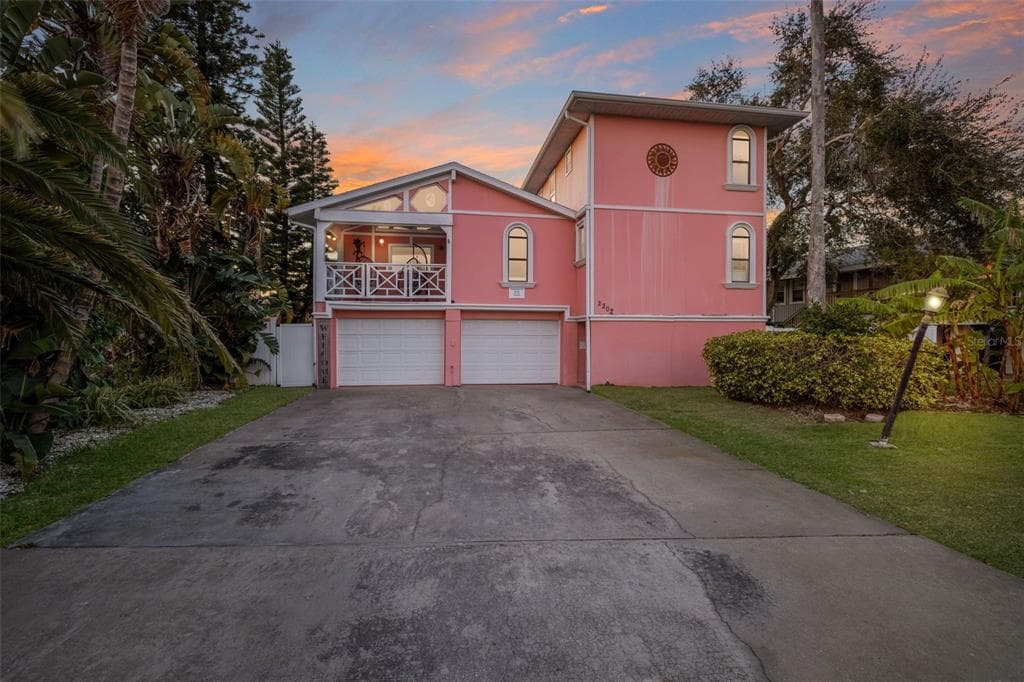 2302 Bay Boulevard, Indian Rocks Beach, FL, 33785