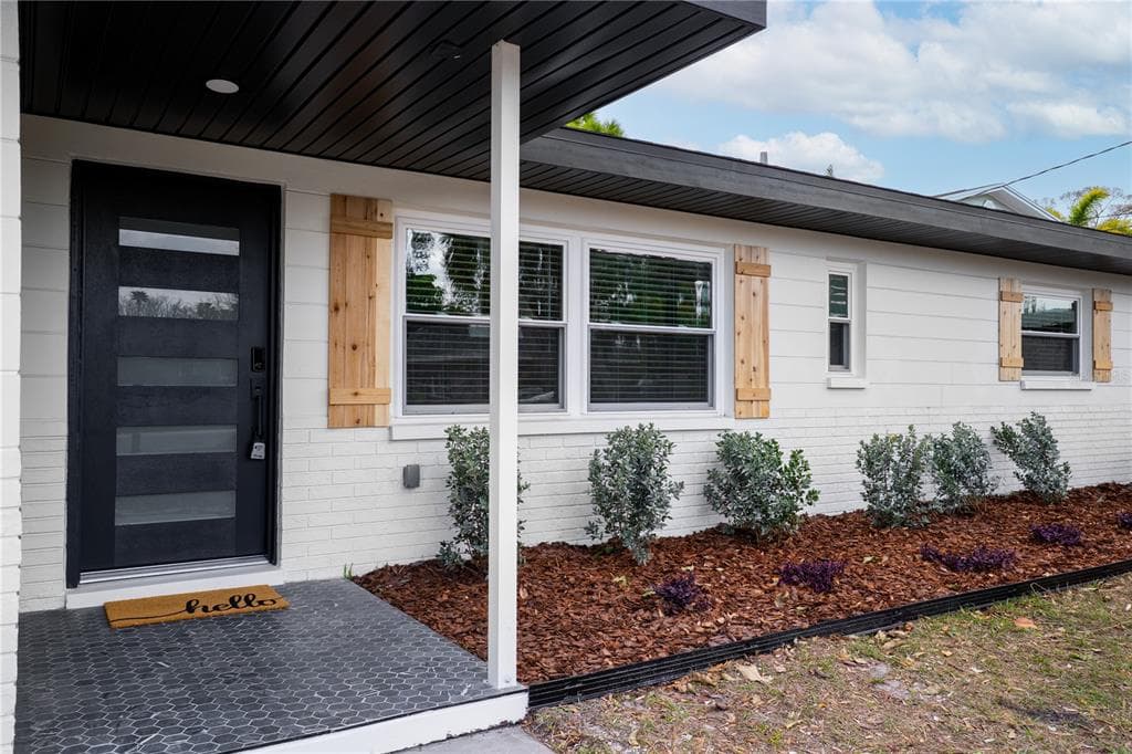 11071 NAVAJO DRIVE, Street PETERSBURG, FL 33708 photo 3