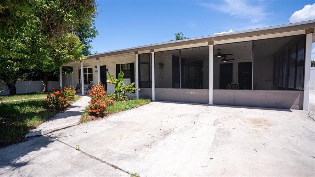 6509 SAWYER PLACE, TAMPA, FL 33634 photo 2