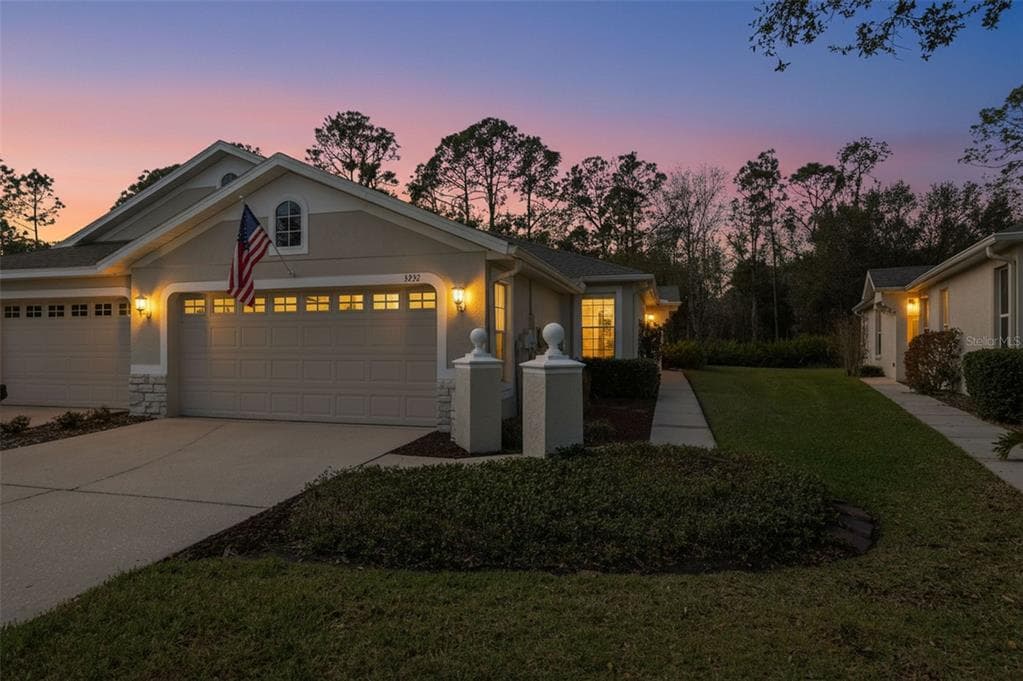 3252 CHAPEL CREEK CIRCLE, WESLEY CHAPEL, FL 33544