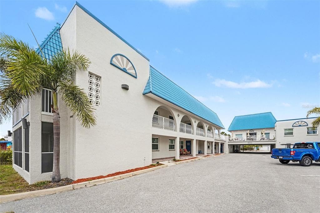 17035 GULF BOULEVARD, Unit# 214, ST PETERSBURG, FL, 33708 photo 2