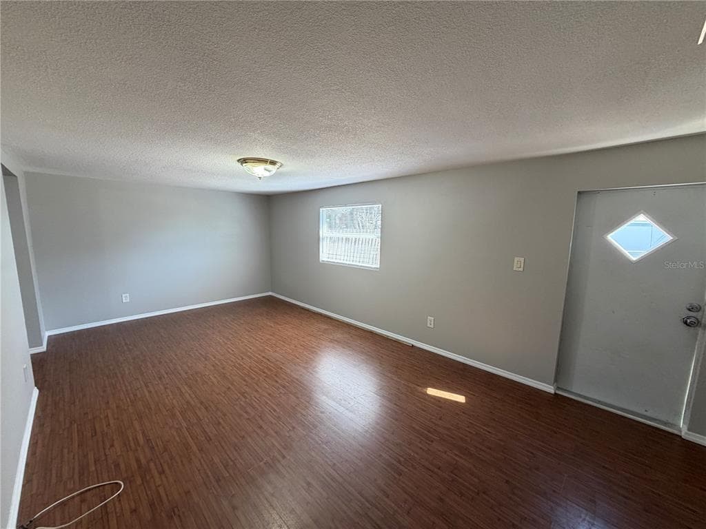 901 KINGSWAY ROAD, SEFFNER, FL 33584 photo 3