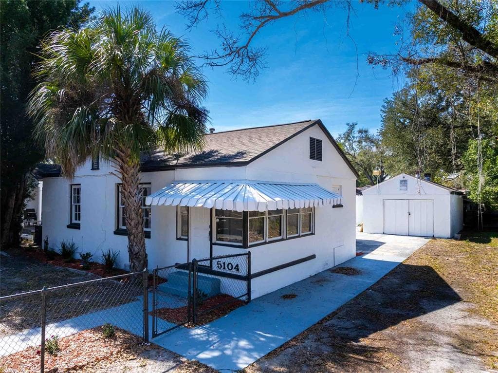 5104 15TH STREET, TAMPA, FL 33610