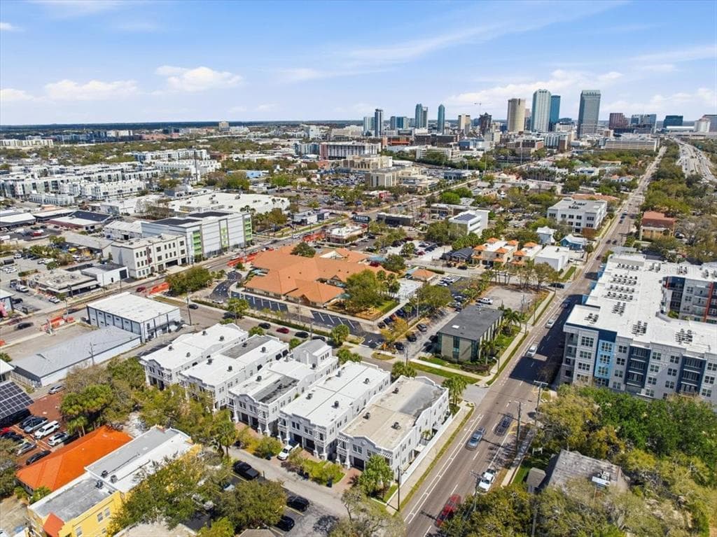 113 PACKWOOD Avenue Unit A, TAMPA, FL 33606 photo 2