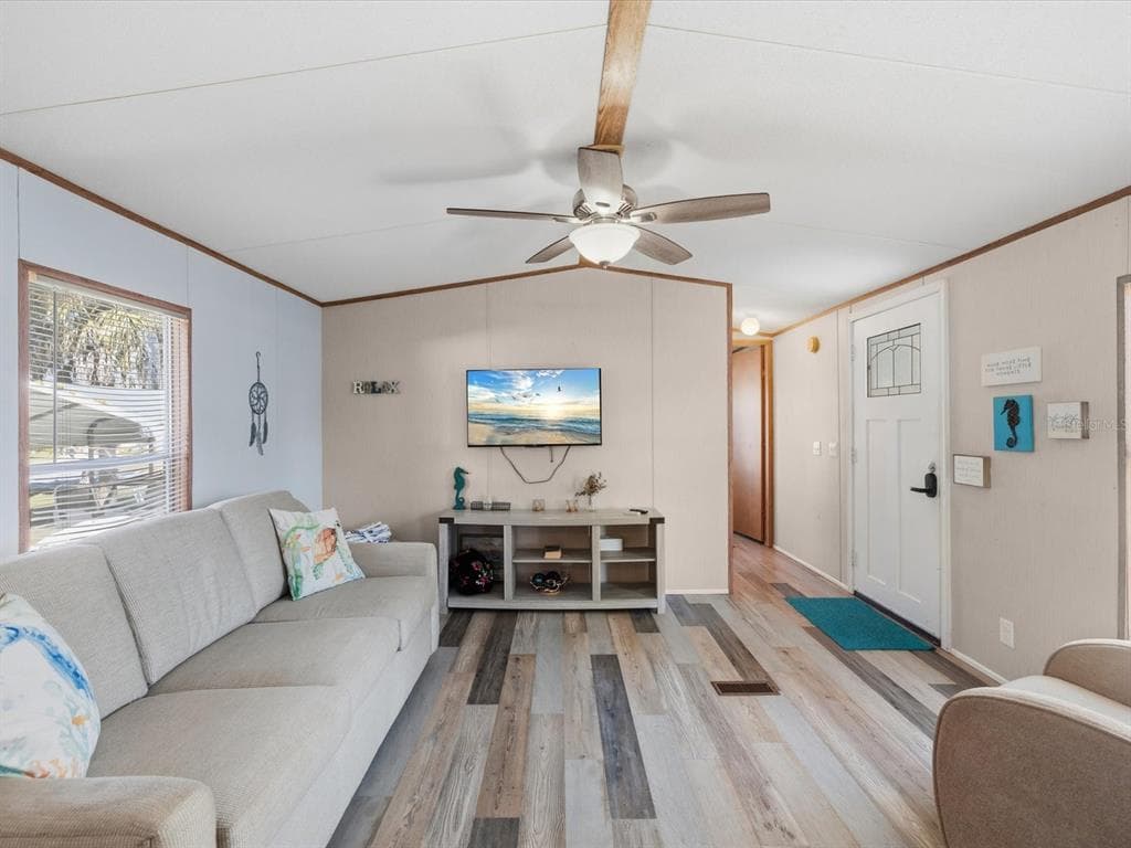 6419 RICHARD Drive, WEEKI WACHEE, FL 34607 photo 5