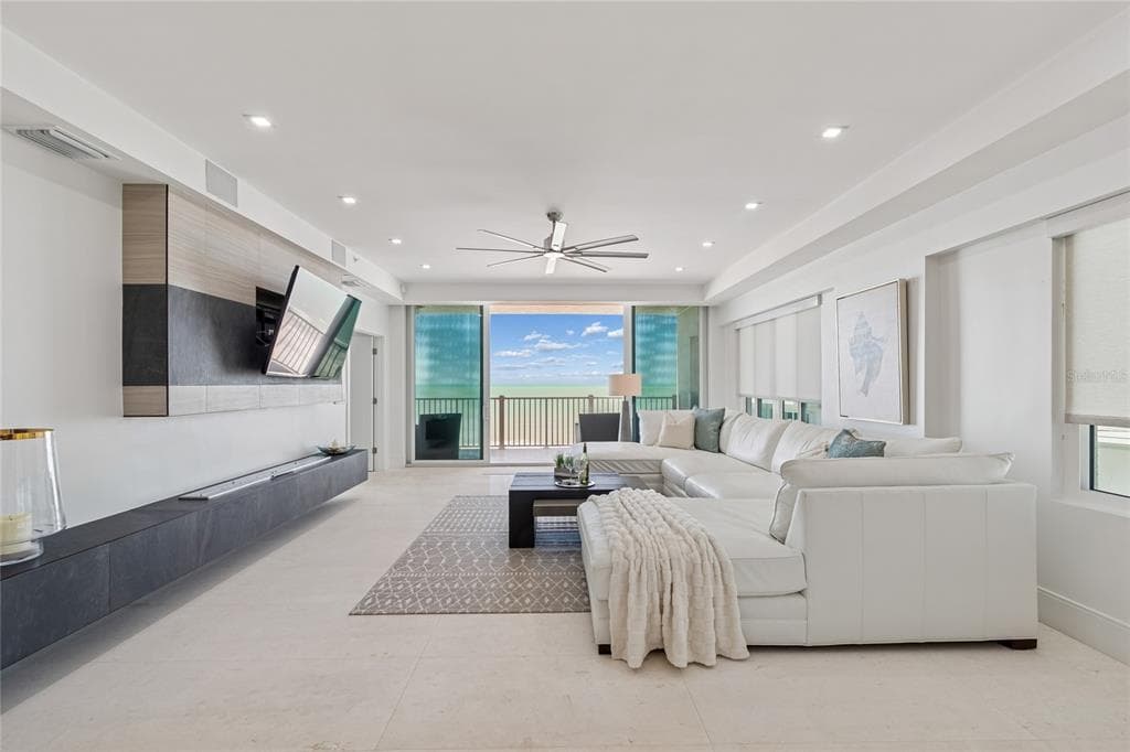 19600 GULF BOULEVARD Unit 402, INDIAN SHORES, FL 33785 photo 3