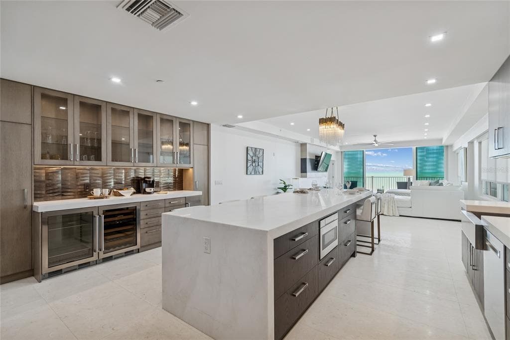 19600 GULF BOULEVARD Unit 402, INDIAN SHORES, FL 33785 photo 4