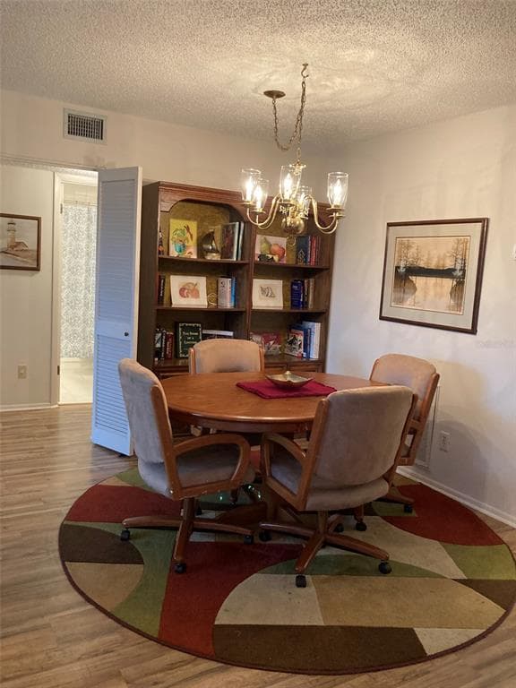 8174 TERRACE GARDEN Drive Unit 303, Street PETERSBURG, FL 33709 photo 3