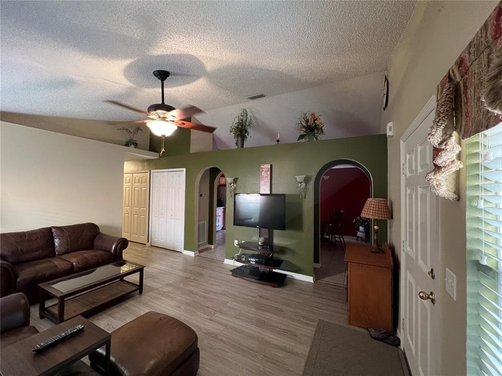 13709 GENTLE WOODS AVENUE, RIVERVIEW, FL 33569 photo 5