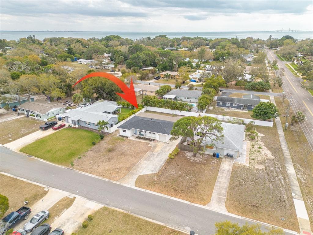 880 BAY VISTA BOULEVARD, Street PETERSBURG, FL 33705 photo 2