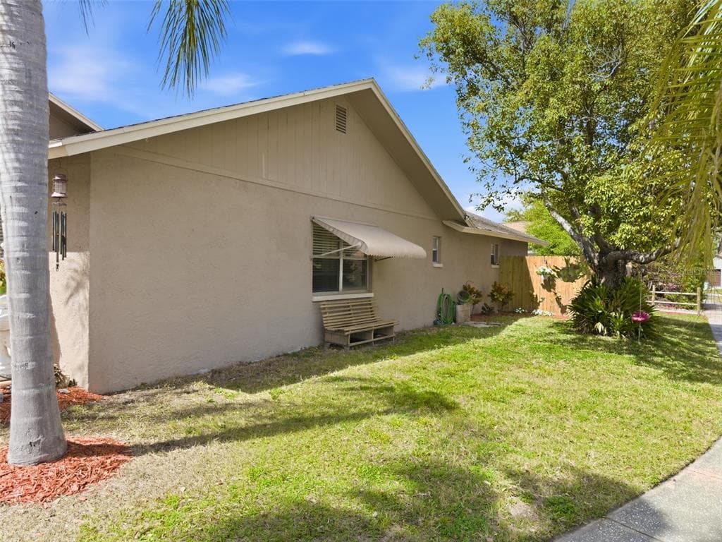 7923 ADELAIDE LOOP, NEW PORT RICHEY, FL 34655 photo 4