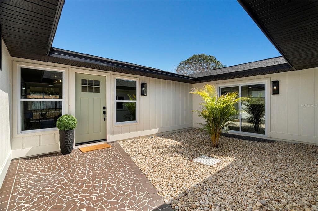 6567 22ND STREET, Street PETERSBURG, FL 33702 photo 3