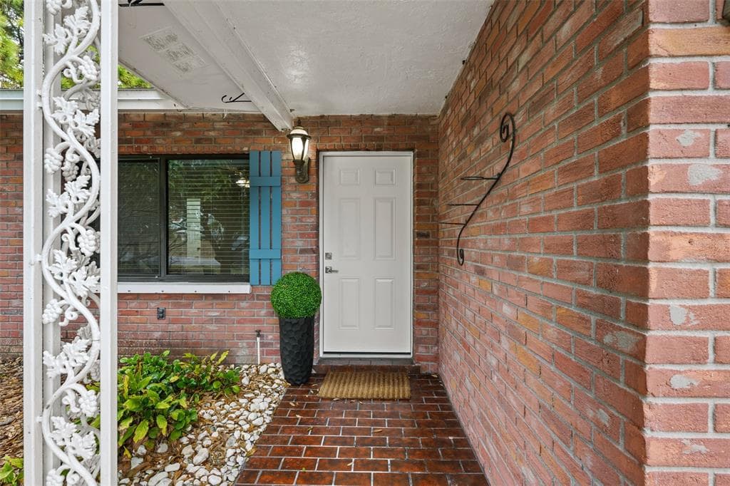 1363 ESSEX DRIVE, CLEARWATER, FL, 33756