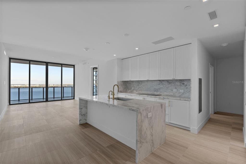 3015 YSABELLA Avenue Unit 2602, TAMPA, FL 33629 photo 4