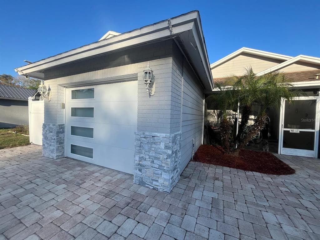 12809 DUNHILL DRIVE, TAMPA, FL 33624 photo 4