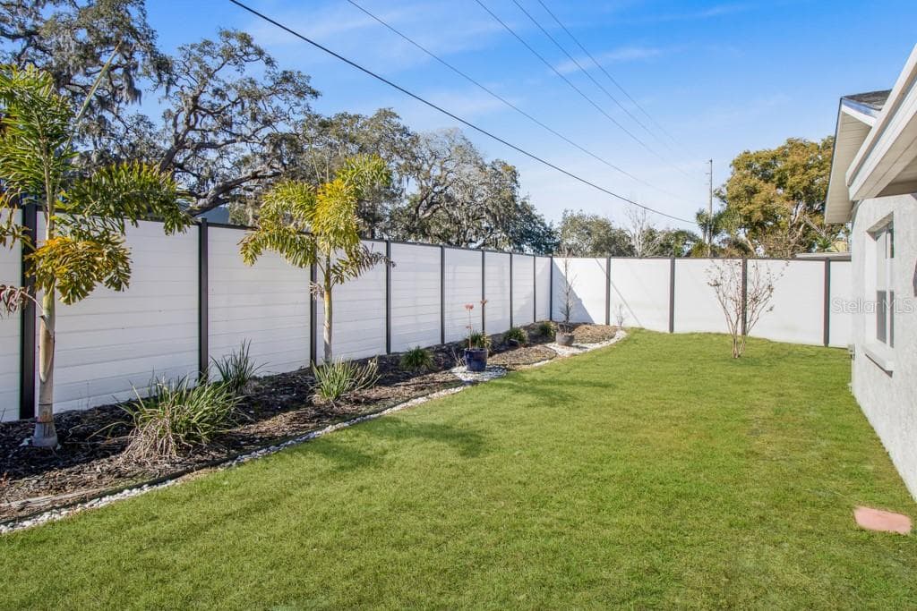 7843 CROSIER COURT, NEW PORT RICHEY, FL 34653 photo 4