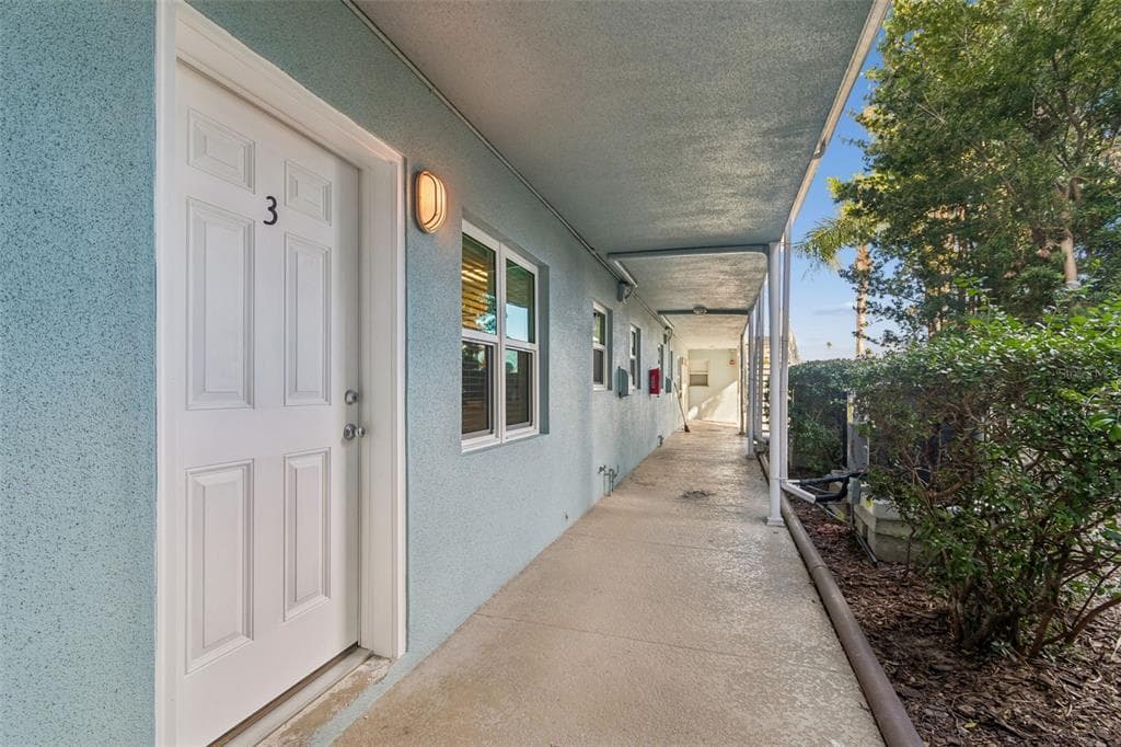 300 VENETIAN DRIVE, Unit# 3, CLEARWATER, FL, 33755 photo 2
