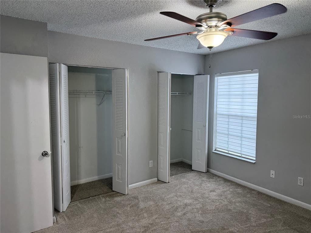 6130 OAK CLUSTER Circle, TAMPA, FL 33634 photo 3