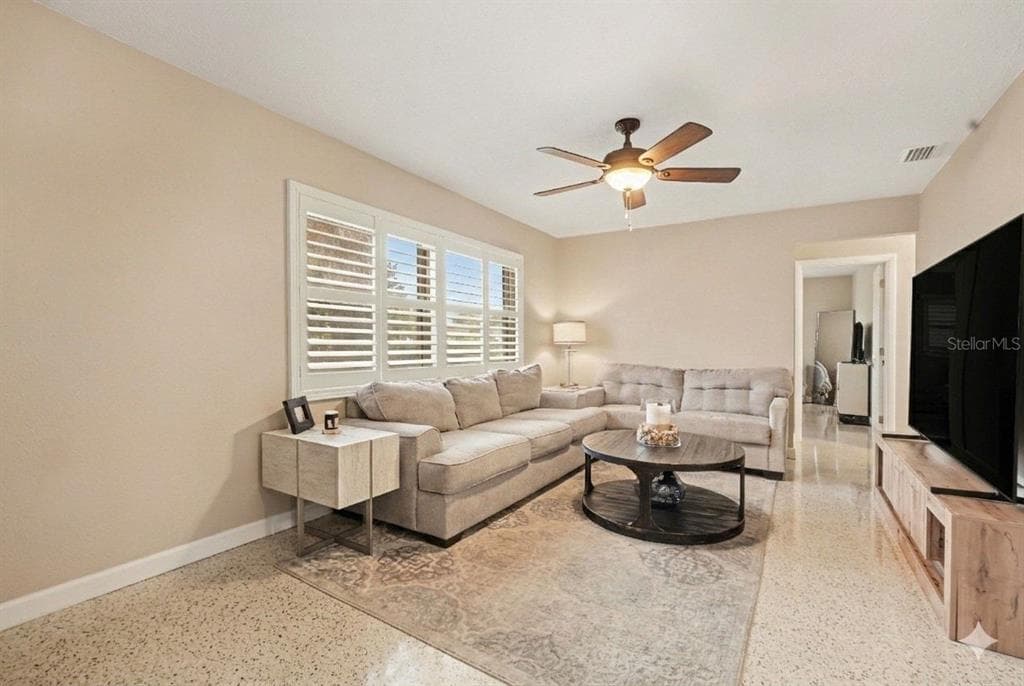 8958 110TH STREET, SEMINOLE, FL 33772 photo 2