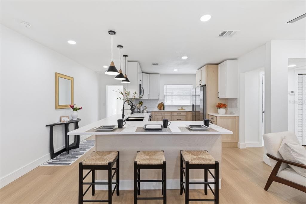 2116 SEWAHA Street, TAMPA, FL 33612 photo 5