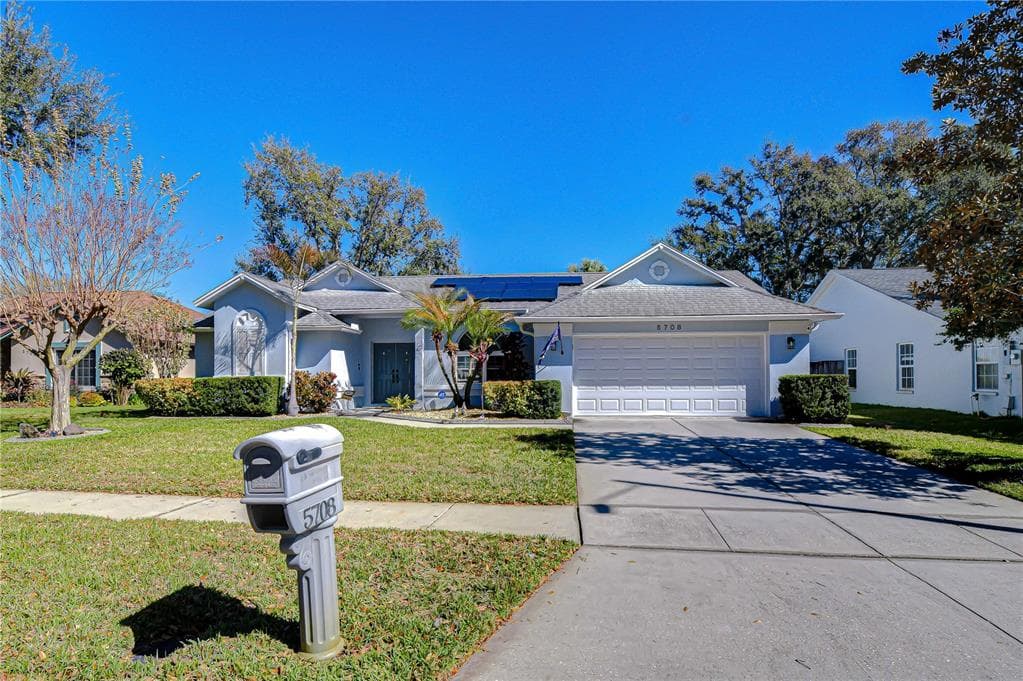 5708 ERHARDT DRIVE, RIVERVIEW, FL 33578 photo 3