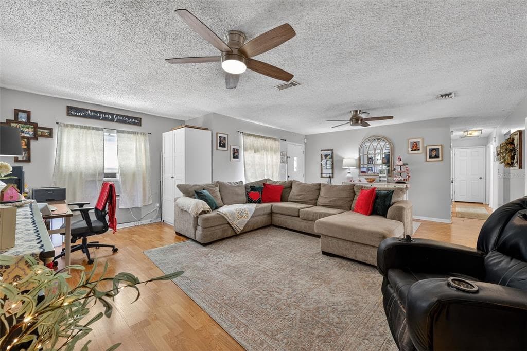 7006 TIDEWATER TRAIL, TAMPA, FL 33619 photo 5