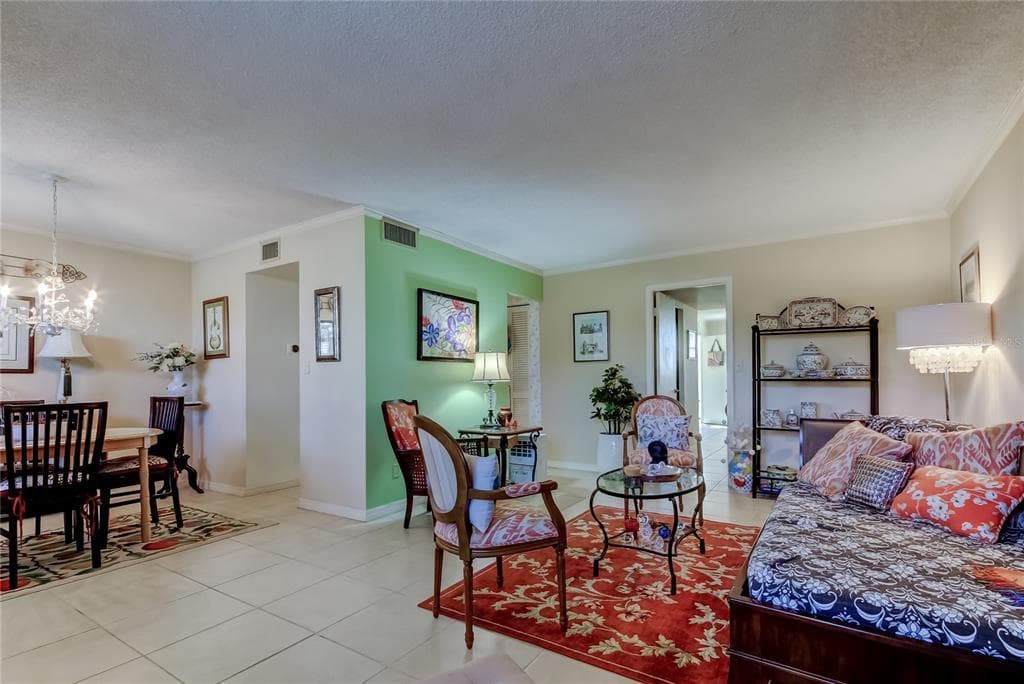 5095 BAY STREET, Unit# 104, ST PETERSBURG, FL, 33703 photo 5