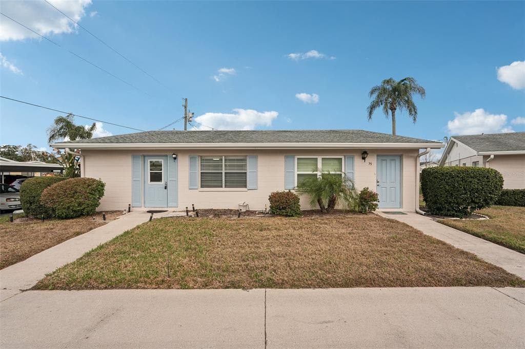 402 DORCHESTER PLACE Unit 40, SUN CITY CENTER, FL 33573 photo 2