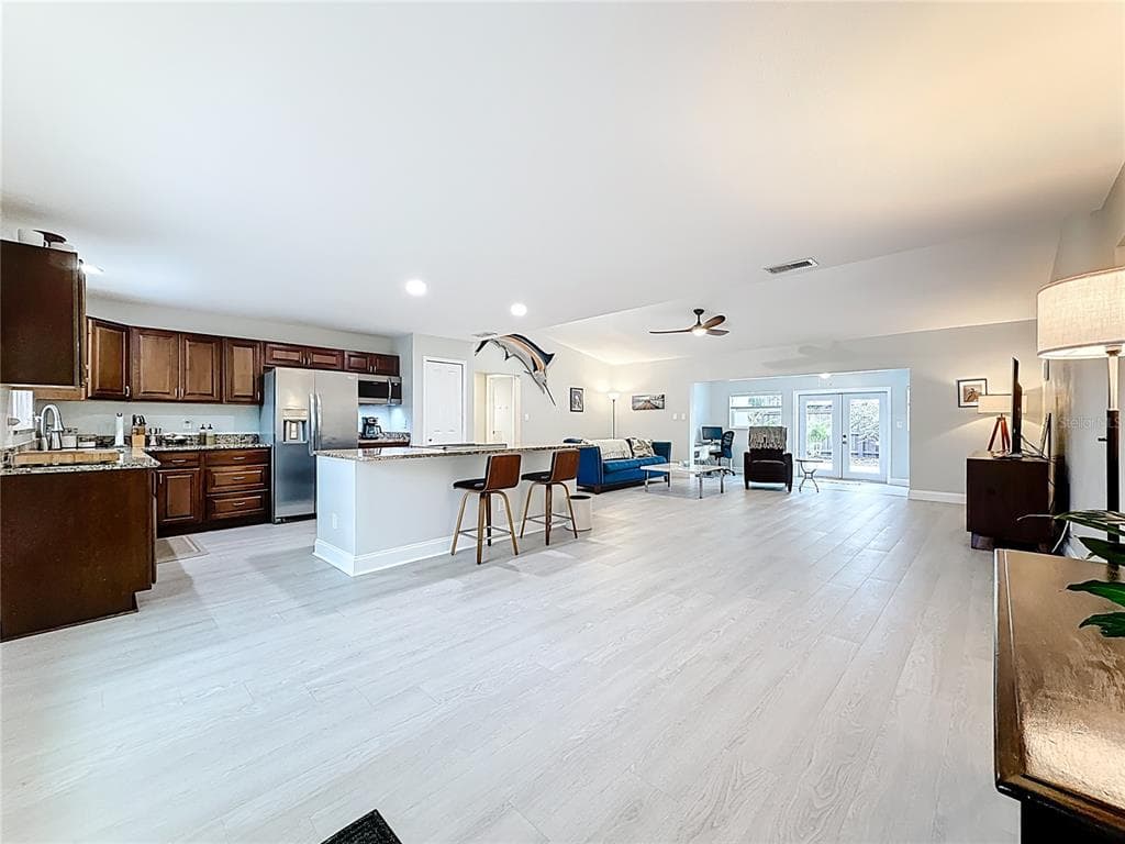 2400 GRANADA CIRCLE, ST PETERSBURG, FL, 33712 photo 2