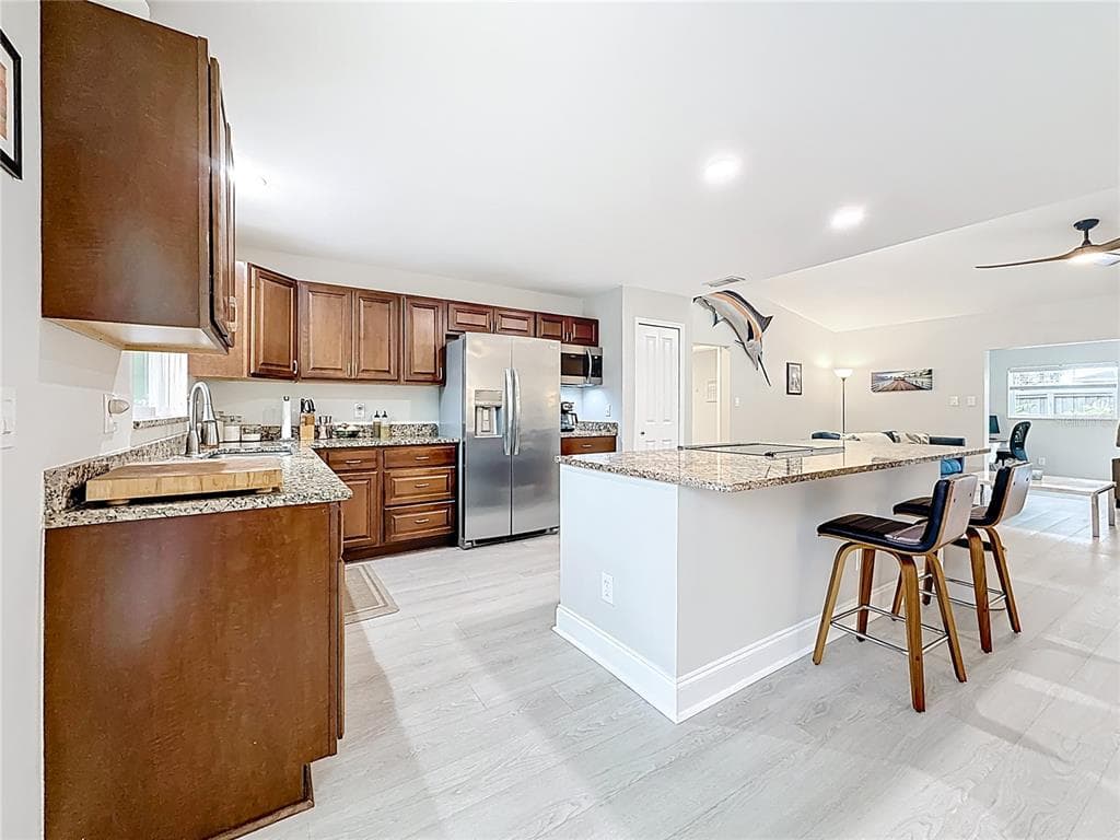 2400 GRANADA CIRCLE, ST PETERSBURG, FL, 33712 photo 5