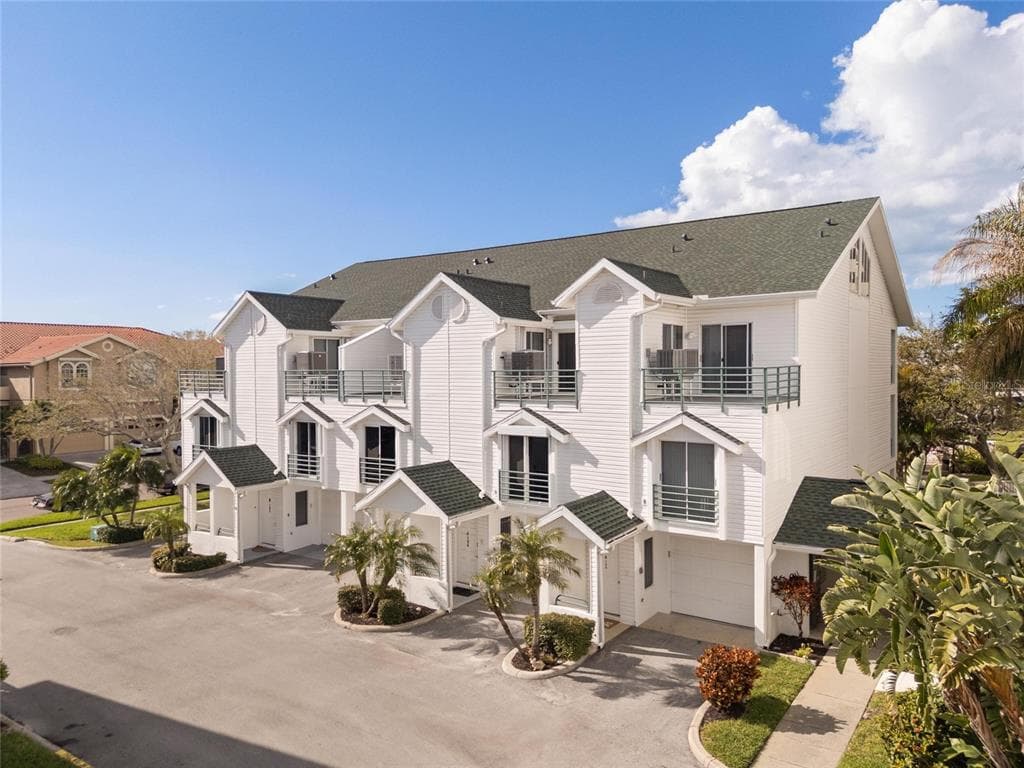 320 ISLAND WAY Unit 103, CLEARWATER, FL 33767 photo 2