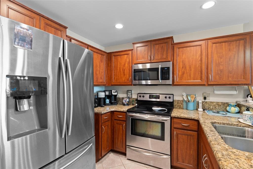 320 ISLAND WAY Unit 103, CLEARWATER, FL 33767 photo 5